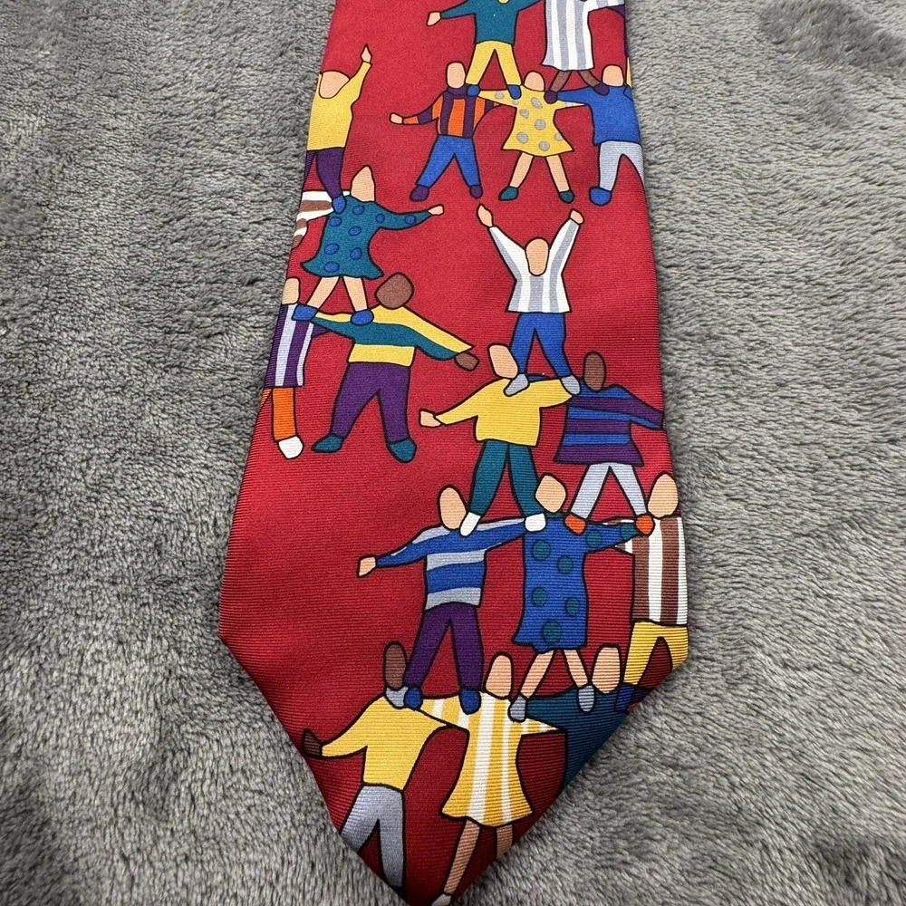 Vintage SAVE the CHILDREN Neck Tie 100% Silk Menswear Group USA 80's 90's Attire